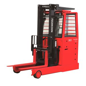 elektrischer Schubmaststapler