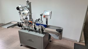 automatische Etikettiermaschine