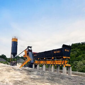 festinstallierte Betonmischanlage