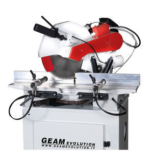Cutter-Schneidemaschine