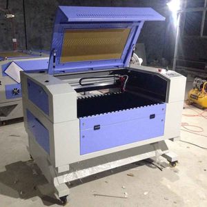 Lasergraviermaschine 1