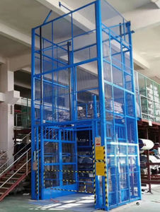 hydraulischer Lastenaufzug