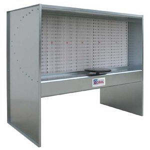 offene Lackierkabine 1