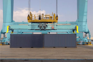 Traverse für Container