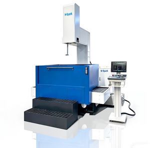 Erodiermaschine / wire EDM