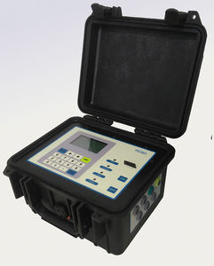 Universal-Durchflussmesser / Ultraschall mit Durchlaufdauer / für Flüssigkeiten / tragbar