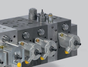 Hydraulik-Wegeventil / Schieber