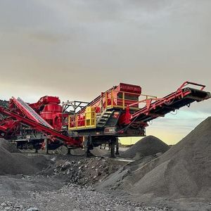 Brecher mit Vertikalachse
