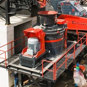 Brecher mit Vertikalachse