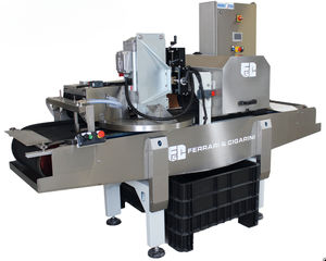 Schneidemaschine mit waagerechter Klinge 1