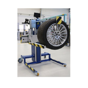 Reifenmontiermaschine für PKW