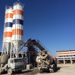 festinstallierte Betonmischanlage