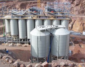 verschraubter Silo