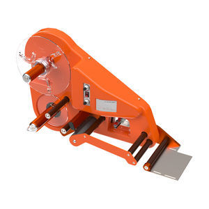 halbautomatische Etikettiermaschine