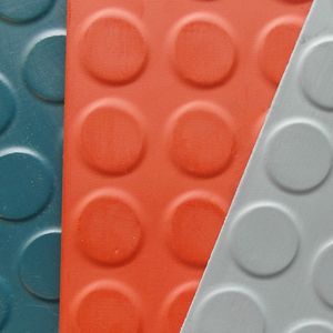 Matte mit Kreisrelief