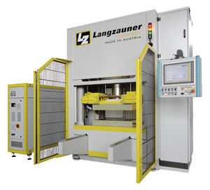 servohydraulische Presse 1