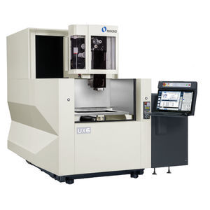 Erodiermaschine / wire EDM 1