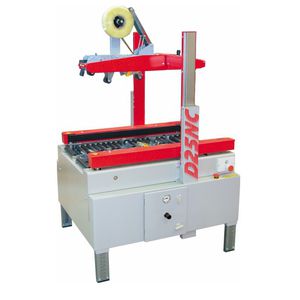 Bandwickelmaschine mit Klebeband 1
