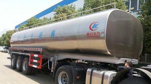 Tank Sattelauflieger