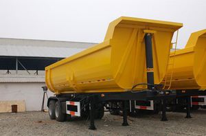 Baumaschinentransporter-Sattelauflieger