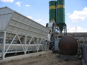 festinstallierte Betonmischanlage