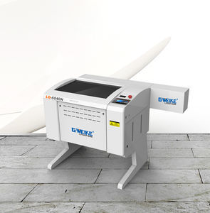 Schneide- und Graviermaschine / CO2-Laser 1