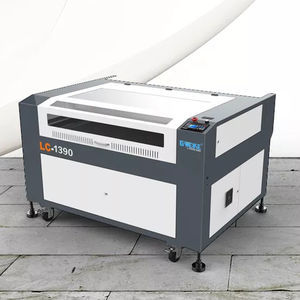 CO2-Laser-Schneidemaschine 1