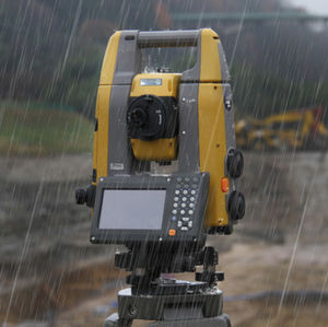 Totalstation mit Reflektor