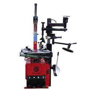 Reifenmontiermaschine für PKW