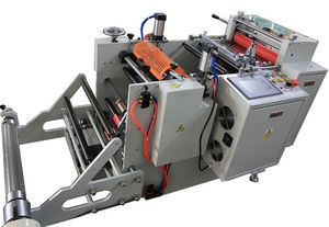 Schneidemaschine mit Ausstecher