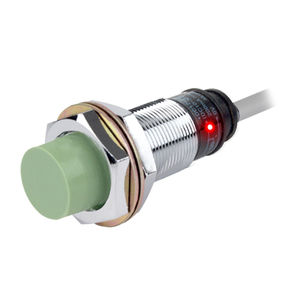 induktiver Näherungssensor / zylinderförmig / IP67 / LED-Lichtquelle