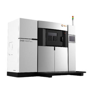 Additive manufacturing machine / Metall