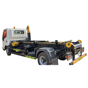 Abrollkipper mit LKW Haken 1