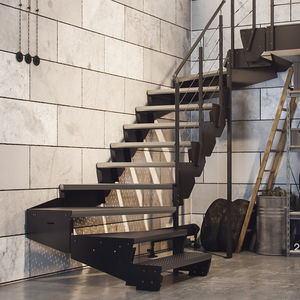 gerade Treppe