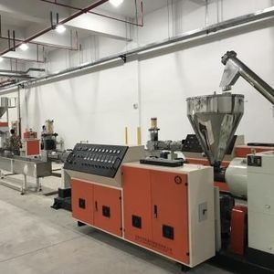 Extrusionsanlage für Platten