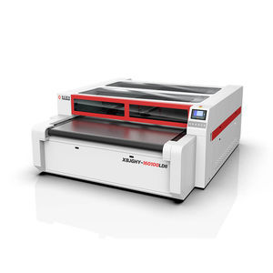 CO2-Laser-Schneidemaschine
