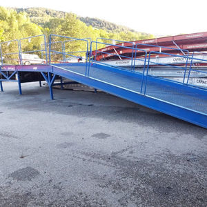 festinstallierte Laderampe