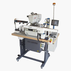 Knopflochmaschine 1