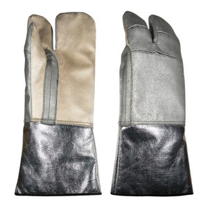 Handschuh für Materialumschlag