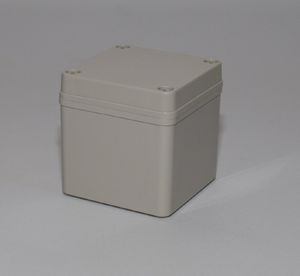 wandmontierte Abzweigdose 1