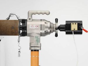 tragbare Rohrtrenn- und Anfasmaschine 1