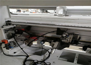 automatische Kantenanleimmaschine