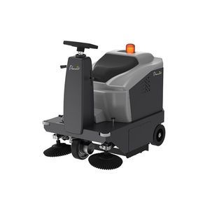 Mechanische Kehrmaschine / Aufsitz 1