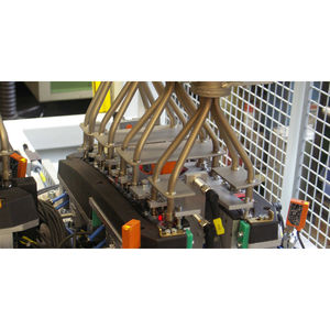 automatische Nietmaschine