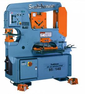halbautomatische Stanzpresse 1