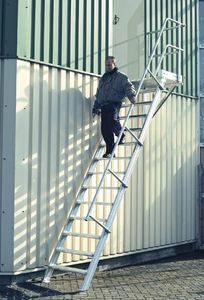 gerade Treppe