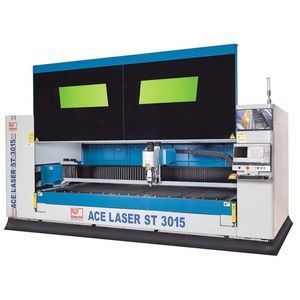 Laser-Schneidemaschine