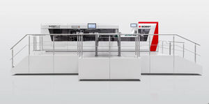 Schneidemaschine mit Ausstecher