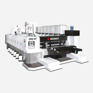 Schneidemaschine mit Ausstecher