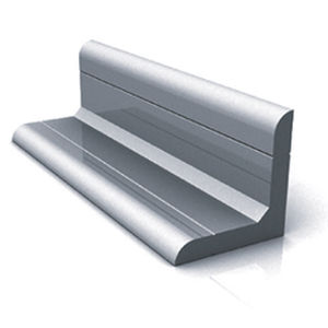 Winkelschiene mit identischen Aluminiumflügeln